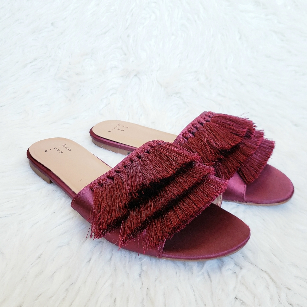 SALE A New Day sz 7 burgundy tassel slip on shoes